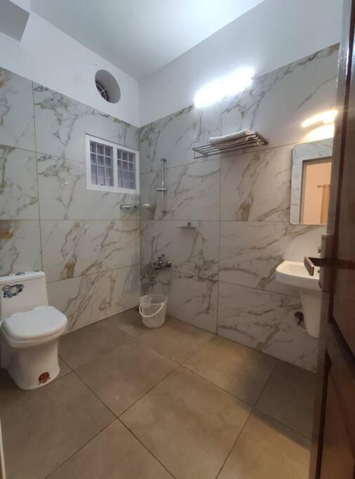 Riveria Portico - River Side 6 Bedroom Private Pool Bungalow North Paravur Eksteriør bilde